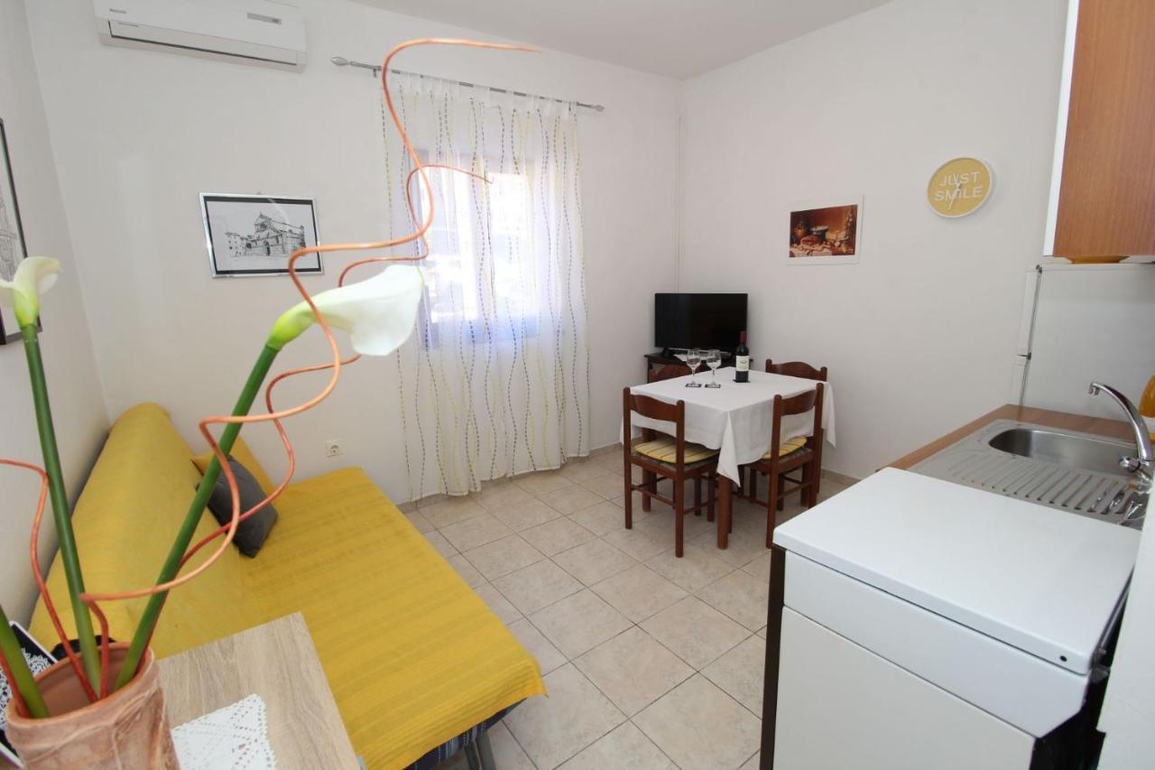 Apartment Pag 13060A Pag Town Kültér fotó